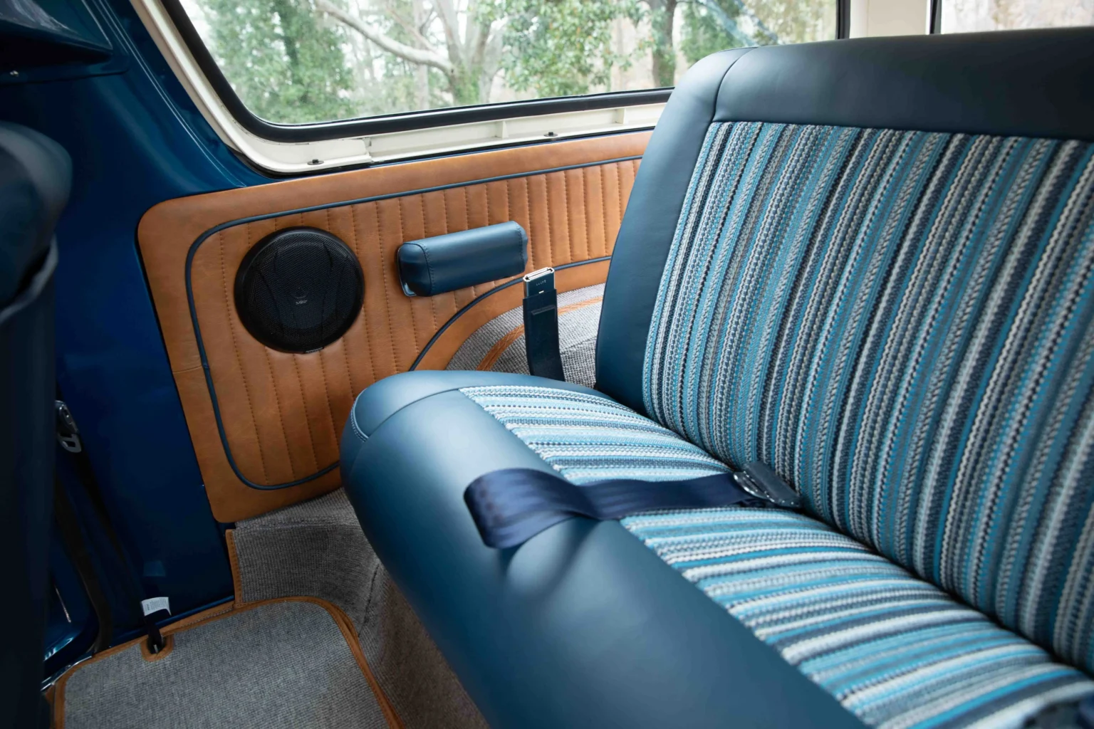 Vintage Leather Care: Proven Methods to Prevent Sun Damage & Cracking