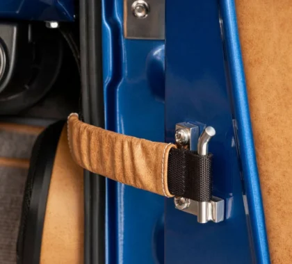 Door strap_01